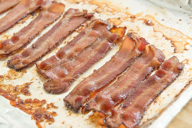 Crispy bacon in oven