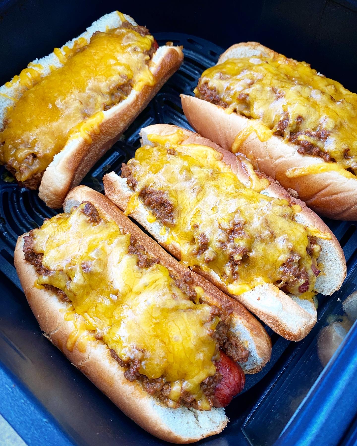 Smart Ways to Achieve Perfectly Cooked Hot Dogs in Your Air Fryer (2025)