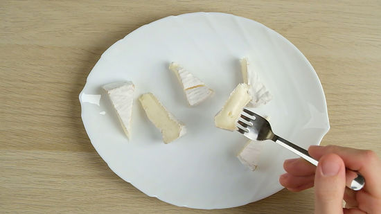 Brie Cheese Pairing Guide