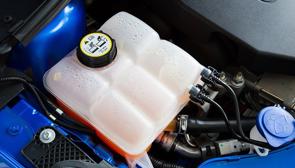 How to Easily Check Coolant Level: Essential Guide for Car Owners in 2025