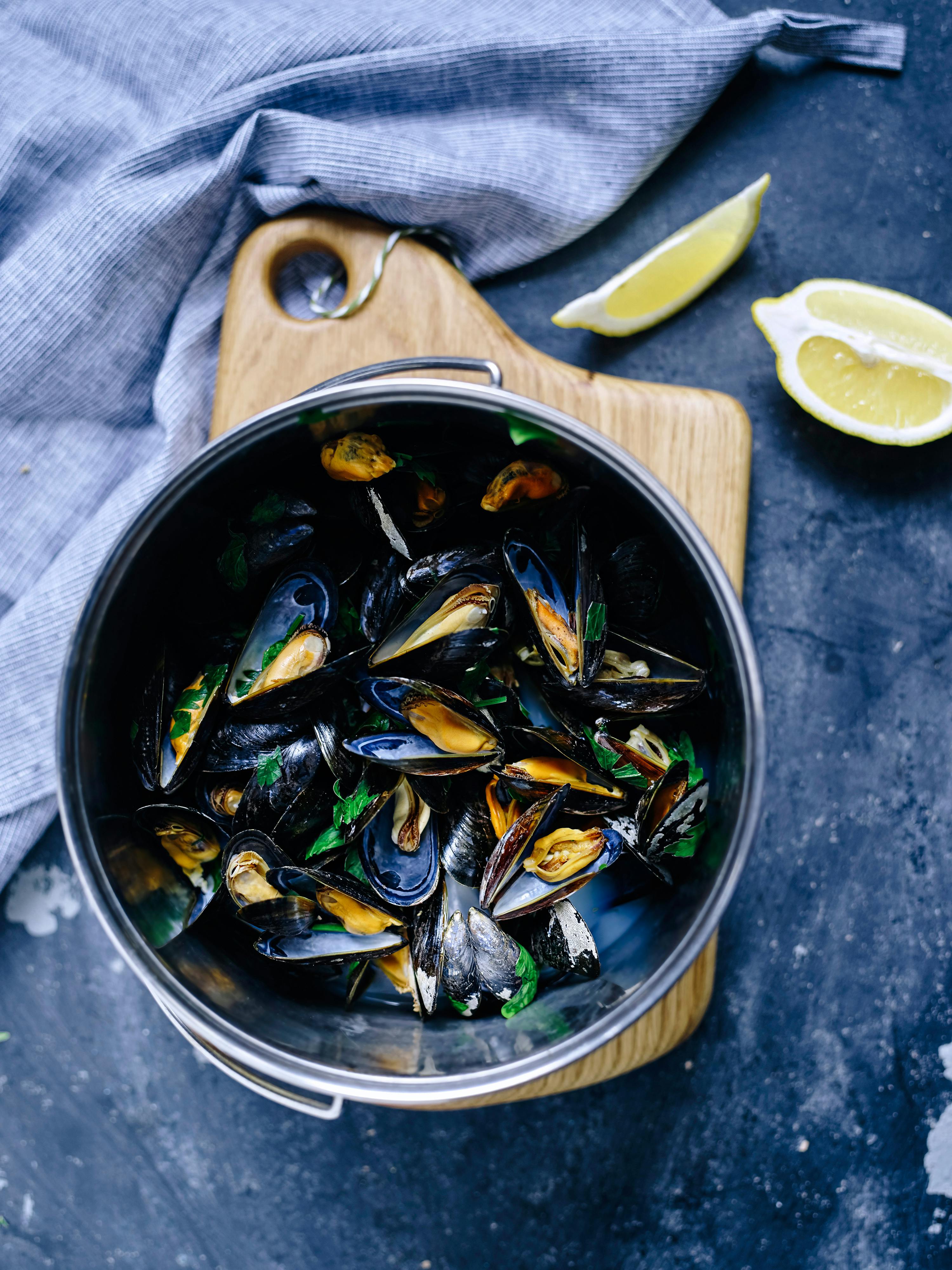 A plate of fresh oysters